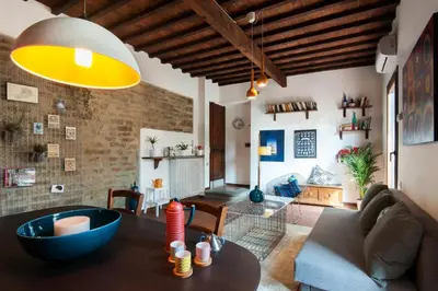 Area soggiorno di Authentic flat in the city center