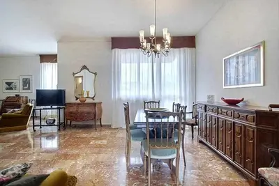 Area soggiorno di Frati Bigi With Two Bedrooms And Parking