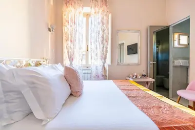 Letto o letti in una camera di Central View Boutique - Milù Holidays Firenze