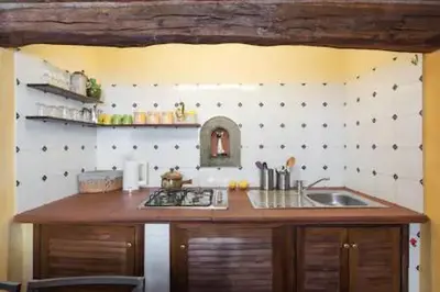 Cucina o angolo cottura di Real Rustic Tuscany Style In Center