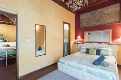 Letto o letti in una camera di Real Rustic Tuscany Style In Center