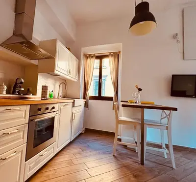Cucina o angolo cottura di La casetta dipinta