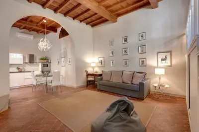 Area soggiorno di Courtyard Suite