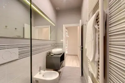 Bagno di Courtyard Suite