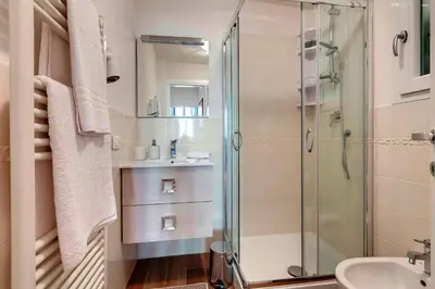 Bagno di Lilium elegant apartment