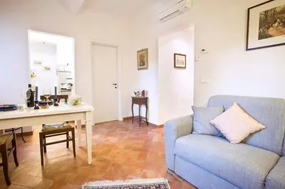 Area soggiorno di Ellen's cozy apartment