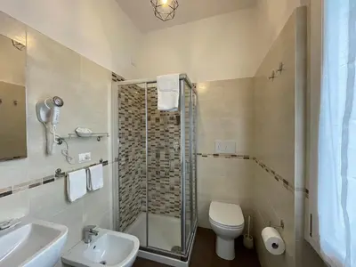 Bagno di Porta alla Croce Guest House