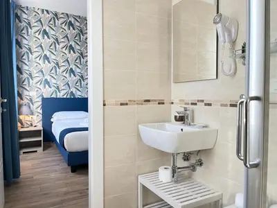 Bagno di Porta alla Croce Guest House