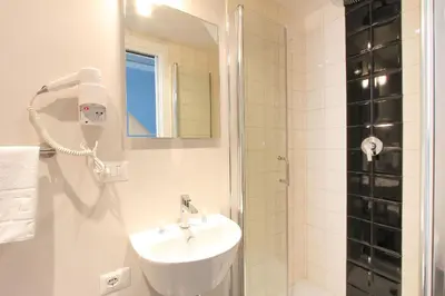 Bagno di Hotel Ferrucci