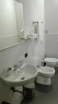 Bagno di Palazzo Lombardo