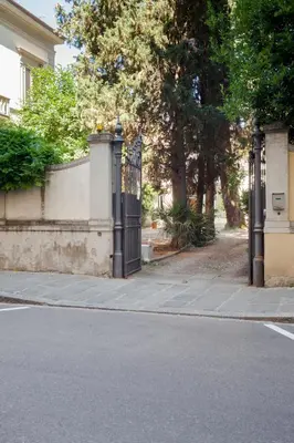 Planimetria di Cottage in centro con parcheggio privato