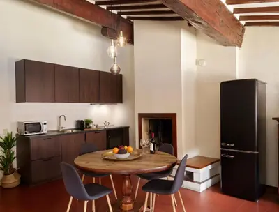 Cucina o angolo cottura di Great Location Just Infront of Pitti Palace