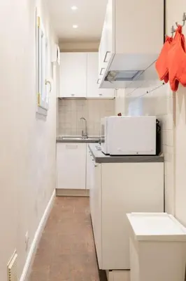 Cucina o angolo cottura di Scala Apartments Via Borgo Pinti