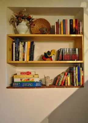 Biblioteca nella casa vacanze