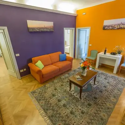 Paolo and Carlotta's Home - large and central apartment between two nice parks