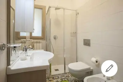 Bagno di LG House with balcony near Ponte Vecchio