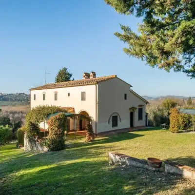 Holiday Home with Vineyard Vibes