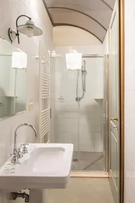 Bagno di Unique Apartment with Private Terrace and Gothic Details