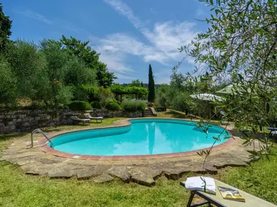 Piscina di Holiday Home Cafaggio di Sopra-1 by Interhome o nelle vicinanze