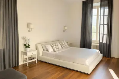 Letto o letti in una camera di Santa Rosa Florence Apartments 3 Bedrooms - Private Parking