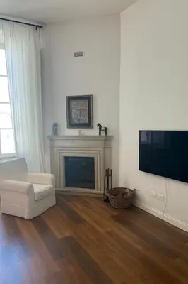 TV o dispositivi per l'intrattenimento presso Santa Rosa Florence Apartments 3 Bedrooms - Private Parking