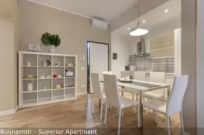 Cucina o angolo cottura di David & Buonarroti Apartments by Mamo Florence