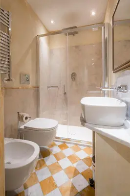 Bagno di Novella House