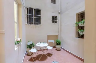 Planimetria di FLORENCE FIORINO APARTMENT