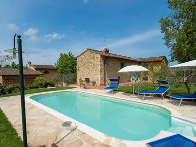 Piscina di Holiday Home Ambrogetta by Interhome o nelle vicinanze