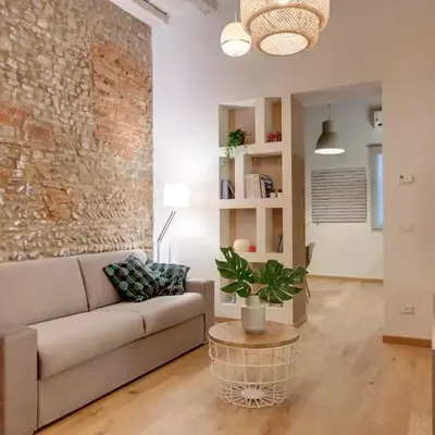 Borgo Apartment by Mamo Florence