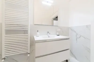 Bagno di Hill's view terrace apartment