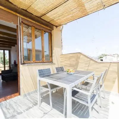 Hill's view terrace apartment
