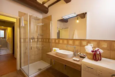 Bagno di Villa I Leoni