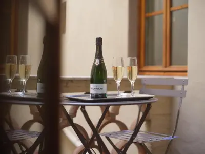 Bevande di BEAUTIFUL FLAT IN OLTRARNO