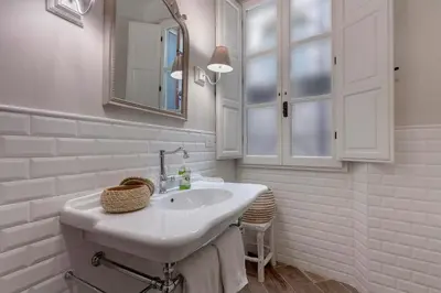 Bagno di Lambert Apartment