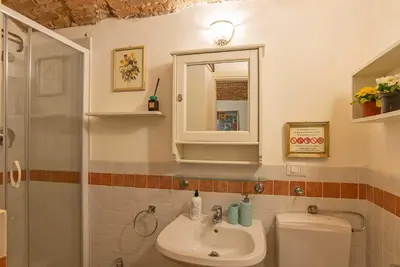 Bagno di Casa MEDICI RICCARDI - 50mt da Piazza Duomo