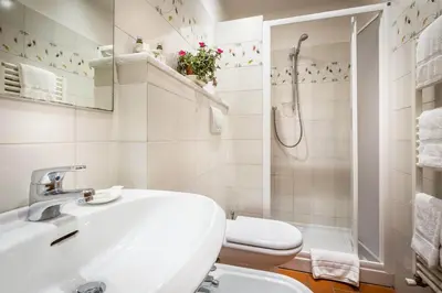 Bagno di Classic Tuscany Apartments by Mmega