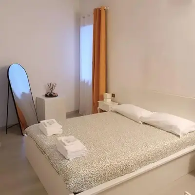 Handy House