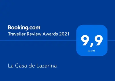 Certificato, attestato, insegna o altro documento esposto da La Casa de Lazarina