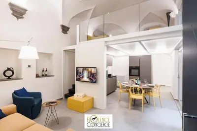 Area soggiorno di Ground Floor With Patio-Ghibellina 65