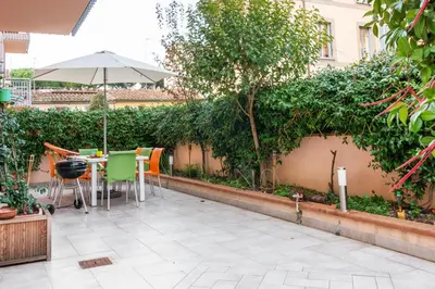 Giardino di GuestHost - Colorful Boccaccio Apartment