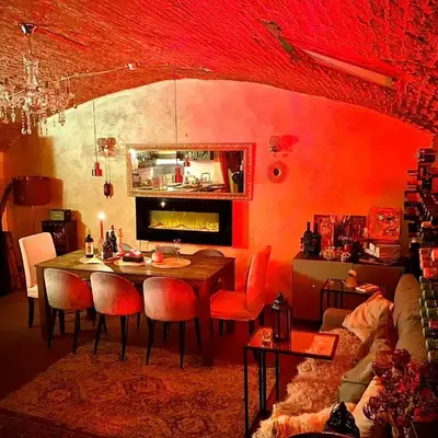 Florence Red Impression - in the city center