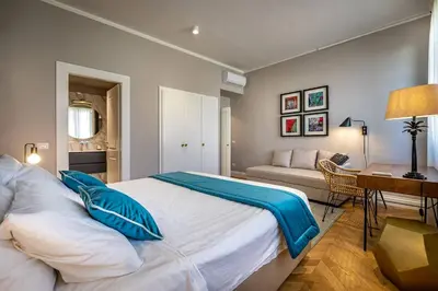 Letto o letti in una camera di Hs4U Ricasoli Luxury apartment near Duomo N.2