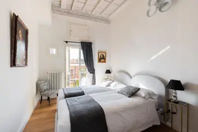 Letto o letti in una camera di Lovely apartment with balcony