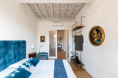 Letto o letti in una camera di Lovely apartment with balcony