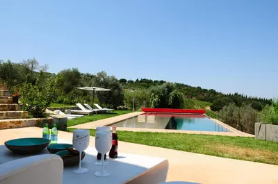 Piscina di Olive Luxury Chianti House o nelle vicinanze