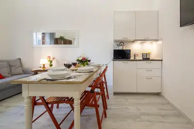 Cucina o angolo cottura di Central Station Apartment by Mmega