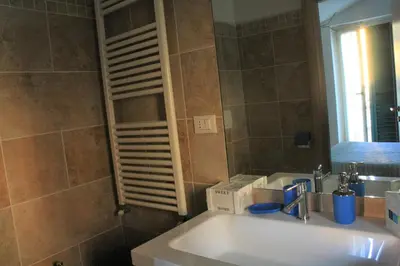 Bagno di TataBlu residenza con parcheggio