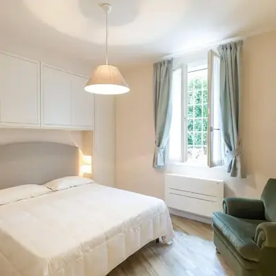 Refined Apartment in Lastra a Signa - 77 sqm - Air Conditioning