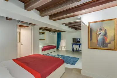 Letto o letti in una camera di Accommodation in Florence - Duomo